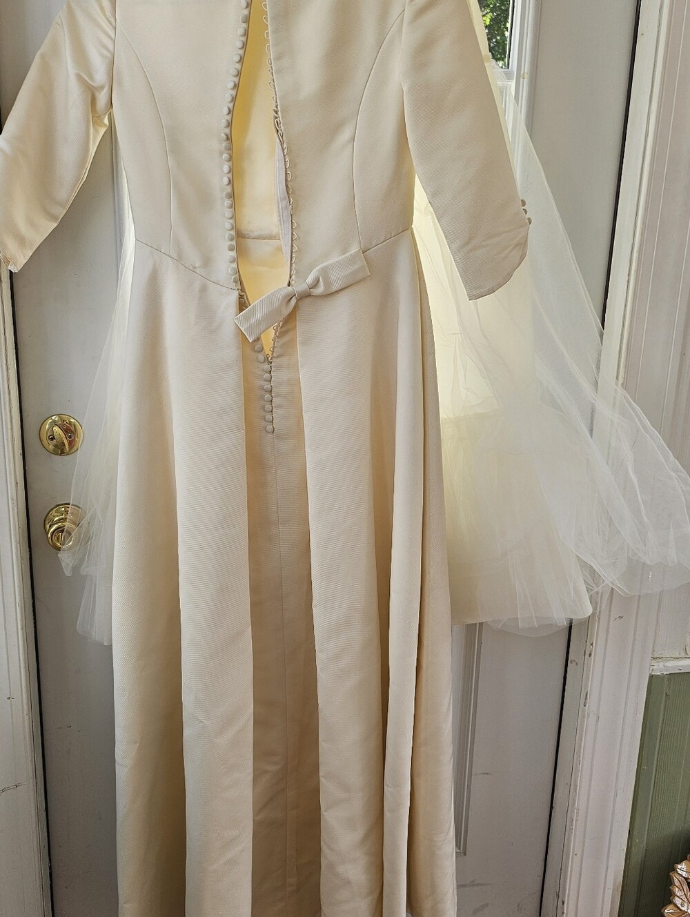 Italian Raimon Bundo Wedding Dress - Picture 4 of 6
